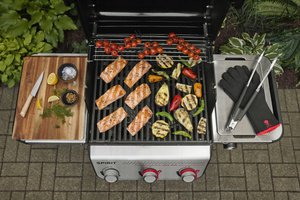 Weber Gasgrill Spirit E-335 mit Sear Zone & Seitenbrenner Mod.2025